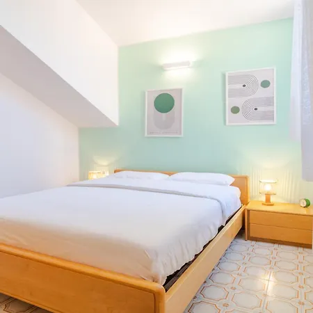 아파트 Joly House *